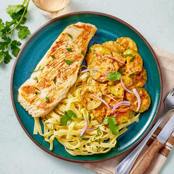 Dinde et curry de courgette au skyr