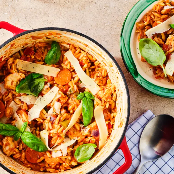 Orzo à la ratatouille au poulet