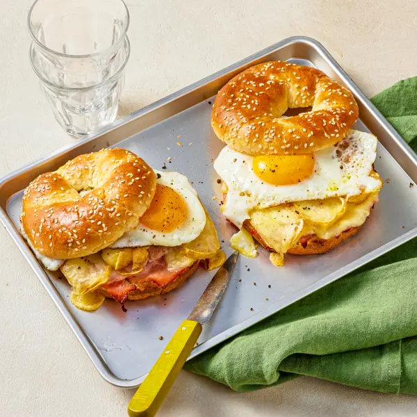 Bagel au maroilles & son œuf