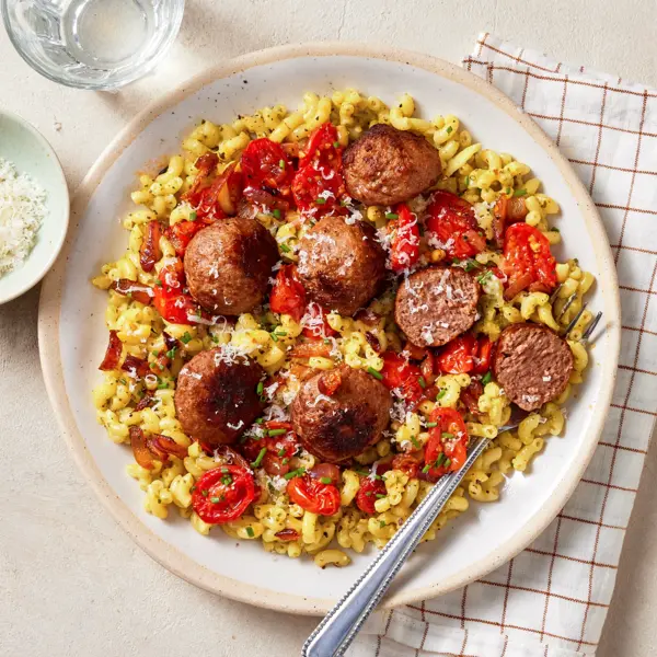 Boulettes de bœuf & fusilli au pesto