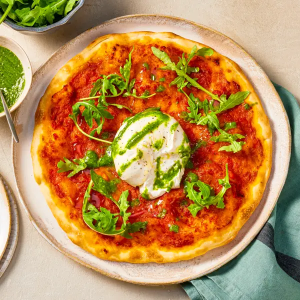 Pizza pesto burrata