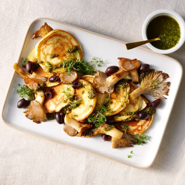 Pancakes à la ricotta, champignons et pesto