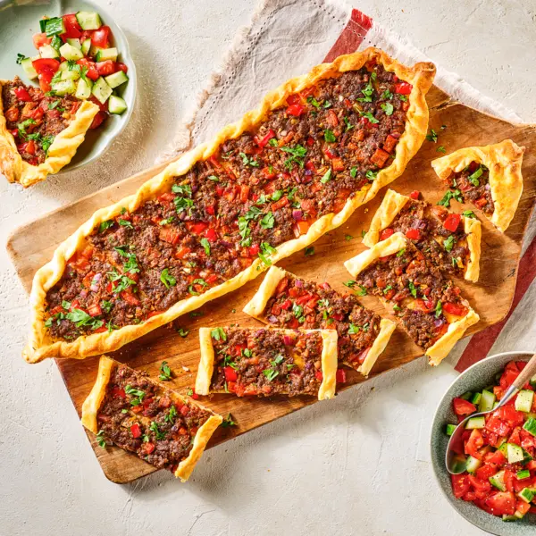 Pizza turque au bœuf haché