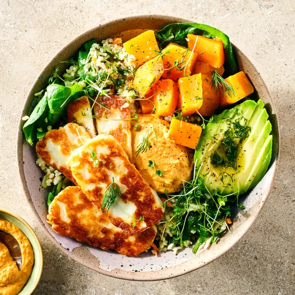 Buddha Bowl au halloumi